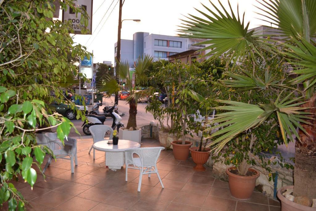 Lefka Ori City Rooms Chania  Exterior photo